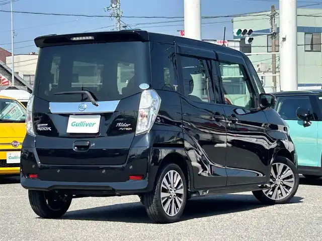 日産 デイズ ルークス ライダーHWSターボ 愛知県 2019(平31)年 4万km ブラック /禁煙//ワンオーナー//整備記録簿R1.2.3.5.6//純正ナビ/フルセグ/BT/CD/DVD/MSV//バックカメラ/パノラミックビューモニター//ETC/ドラレコ//革巻きステア/ステアスイッチ/ステアチルト//アイドリングストップ/横滑り防止//衝突軽減/レーンキープアシスト//プッシュスタート/スマートキー//LEDオートライト/フォグランプ/オートハイビーム//nanoe/シートアンダートレイ//電動格納ウィンカーミラー//純正フロアマット/純正ドアバイザー//バニティミラー/ISOFIX//保証書//取扱説明書//ナビ取扱説明書//スペアスマートキー有り