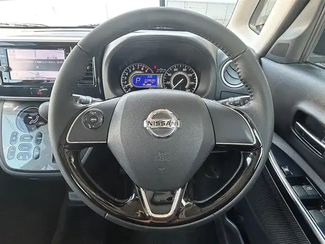 日産 デイズ ルークス ライダーHWSターボ 愛知県 2019(平31)年 4万km ブラック /禁煙//ワンオーナー//整備記録簿R1.2.3.5.6//純正ナビ/フルセグ/BT/CD/DVD/MSV//バックカメラ/パノラミックビューモニター//ETC/ドラレコ//革巻きステア/ステアスイッチ/ステアチルト//アイドリングストップ/横滑り防止//衝突軽減/レーンキープアシスト//プッシュスタート/スマートキー//LEDオートライト/フォグランプ/オートハイビーム//nanoe/シートアンダートレイ//電動格納ウィンカーミラー//純正フロアマット/純正ドアバイザー//バニティミラー/ISOFIX//保証書//取扱説明書//ナビ取扱説明書//スペアスマートキー有り