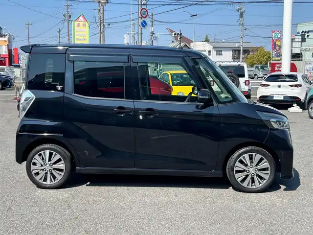 日産 デイズ ルークス ライダーHWSターボ 愛知県 2019(平31)年 4万km ブラック /禁煙//ワンオーナー//整備記録簿R1.2.3.5.6//純正ナビ/フルセグ/BT/CD/DVD/MSV//バックカメラ/パノラミックビューモニター//ETC/ドラレコ//革巻きステア/ステアスイッチ/ステアチルト//アイドリングストップ/横滑り防止//衝突軽減/レーンキープアシスト//プッシュスタート/スマートキー//LEDオートライト/フォグランプ/オートハイビーム//nanoe/シートアンダートレイ//電動格納ウィンカーミラー//純正フロアマット/純正ドアバイザー//バニティミラー/ISOFIX//保証書//取扱説明書//ナビ取扱説明書//スペアスマートキー有り