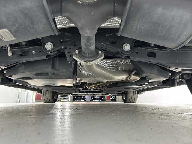 レクサス ＵＸ 250h Fスポーツ 兵庫県 2021(令3)年 5.8万km ホワイトノーヴァガラスフレーク 外部検査実施済み/・ワンオーナー/・内装Fスポーツ専用フレアレッド/・TRDエアロ//フロントスポイラー//サイドスカート//エアロフェンダー//リヤディフューザー//スポーツマフラー/【メーカーOP】//3眼フルLEDヘッドランプ（ヘッドランプクリーナー付）//AHS（アダプティブハイビームシステム）//パノラミックビューモニター//BSM//PKSB//チルト&スライド　ムーンルーフ//前席シートベンチレーション//・メーカーSDナビ/・地デジ/DVD/BT/USB/AUX/・ステアリングリモコン/・TVキャンセラー/・ステアリングヒーター/・ドライブレコーダー（前方）/・パドルシフト/・ビルトインETC/・純正18インチAW/・前席シートヒーター/・パワーバックドア/・スペアキー、カードキーあり/・Lexus Safety Systemプラス//プリクラッシュセーフティ（PCS）//レーントレーシングアシスト（LTA）//ロードサインアシスト（RSA）//レーダークルーズコントロール//先行車発進お知らせ（TMN）