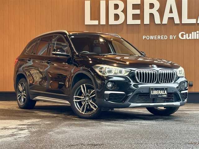 ＢＭＷ Ｘ１ xDrive 18d xライン 宮城県 2017(平29)年 5.1万km サファイアブラックP 純正ナビ/バックカメラ/CD/DVD再生/ハーフレザー(黒)/シーとヒーター/LEDヘッドライト/フロントフォグ/パワーバックドア/前後ドラレコ/ミラーETC/アイドリングストップ/ACC/レーンキープアシスト/インテリジェントセーフティ/ワンオーナー/スペアキー×１