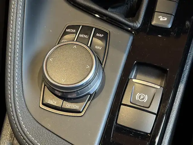 ＢＭＷ Ｘ１ xDrive 18d xライン 宮城県 2017(平29)年 5.1万km サファイアブラックP 純正ナビ/バックカメラ/CD/DVD再生/ハーフレザー(黒)/シーとヒーター/LEDヘッドライト/フロントフォグ/パワーバックドア/前後ドラレコ/ミラーETC/アイドリングストップ/ACC/レーンキープアシスト/インテリジェントセーフティ/ワンオーナー/スペアキー×１