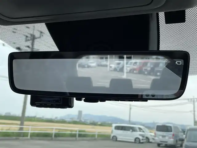 トヨタ ＲＡＶ４ G Zパッケージ 佐賀県 2020(令2)年 3.7万km ホワイトパールクリスタルシャイン ワンオーナー/パノラマムーンルーフ/デジタルインナーミラー/トヨタセーフティーセンス/・プリクラッシュセーフティ/・レーンディパーチャーアラート/・レーダークルーズコントロール/・ブラインドスポットモニター/・クリアランスソナー/・PKSB[パーキングサポートブレーキ]/・RSA[ロードサインアシスト]/9インチSDナビ/・Bluetooth/CD/DVD/フルセグTV/バックカメラ/前後ドライブレコーダー/ETC/合皮シート/DN席シートヒーター/D席メモリ付きパワーシート/革巻きステアリング/ステアリングリモコン/ステアリングヒーター/パワーバックドア/純正フロアマット/純正19インチアルミホイール/スマートキー/スペアキー/オートマチックハイビーム/ドアバイザー