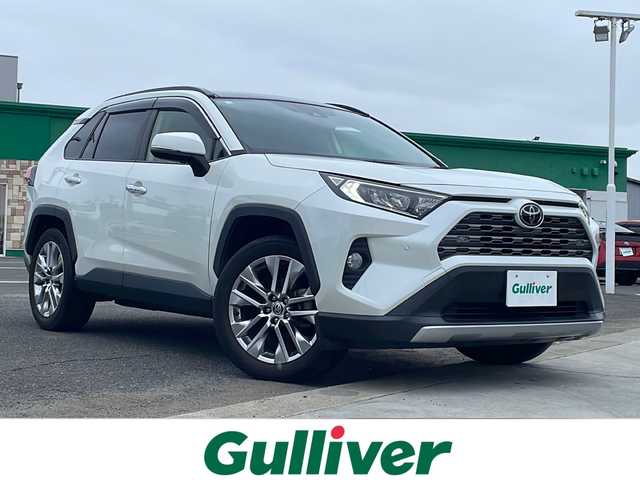 トヨタ ＲＡＶ４ G Zパッケージ 徳島県 2020(令2)年 3.7万km ホワイトパールクリスタルシャイン ワンオーナー/パノラマムーンルーフ/デジタルインナーミラー/トヨタセーフティーセンス/・プリクラッシュセーフティ/・レーンディパーチャーアラート/・レーダークルーズコントロール/・ブラインドスポットモニター/・クリアランスソナー/・PKSB[パーキングサポートブレーキ]/・RSA[ロードサインアシスト]/9インチSDナビ/・Bluetooth/CD/DVD/フルセグTV/バックカメラ/前後ドライブレコーダー/ETC/合皮シート/DN席シートヒーター/D席メモリ付きパワーシート/革巻きステアリング/ステアリングリモコン/ステアリングヒーター/パワーバックドア/純正フロアマット/純正19インチアルミホイール/スマートキー/スペアキー/オートマチックハイビーム/ドアバイザー
