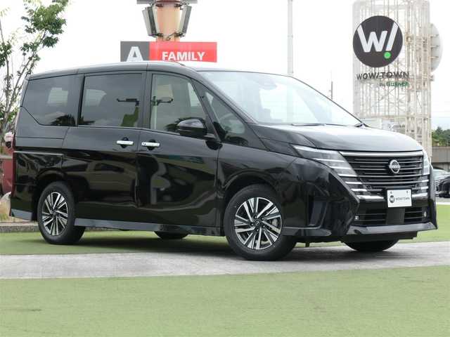 日産 セレナ ハイウェイスター V 千葉県 2023(令5)年 3.5万km ダイヤモンドブラック エマージェンシーブレーキ/プロパイロット/インテリジェントクルーズコントロール/インテリジェントルームミラー/ハンズフリー両側パワースライドドア/ワイヤレス充電/純正コネクトナビ/地デジTV/【Bluetooth接続】/アラウンドビューモニター/ETC（2.0）/LEDヘッドライト/コーナーセンサー/純正16インチアルミホイル/サイド/カーテンエアバッグ/インテリジェントキー