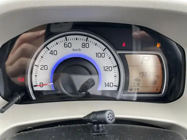スズキ アルト L 茨城県 2019(令1)年 2万km アーバンブラウンパールメタリック 社外ナビ/【SD・AM・FM・BT・iPod・ＵＳＢ・AUX】/シートヒーター/アイドリングストップ/ヘッドライトレベライザー/エネチャージ/手動格納ドアミラー/フロアマット/純正ホイールカバー/横滑り防止装置/前方ドラレコ