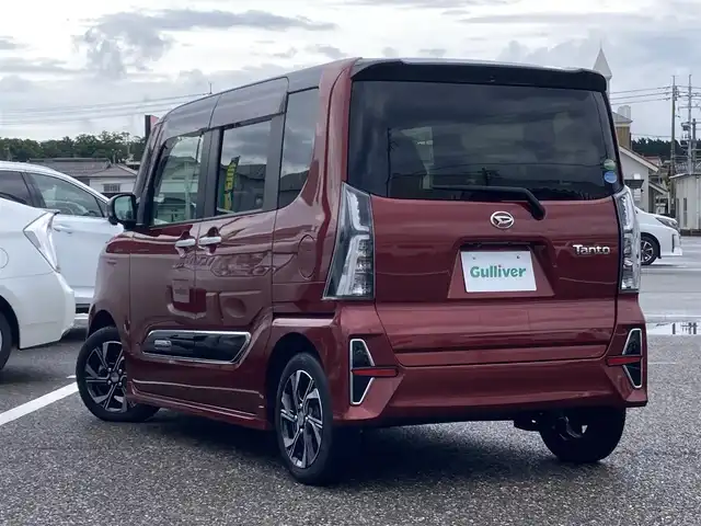 ダイハツ タント カスタム X セレクション 島根県 2020(令2)年 5万km ブラックマイカメタリック/ファイアークォーツレッドメタリック 2トーン 〇ワンオーナー/〇社外ナビ(CD/DVD/BT/フルセグ)/〇両側パワースライドドア/〇バックカメラ/〇ビルトインETC/〇前席シートヒーター /〇運転席ロングスライド/〇アイドリングストップ/〇スマートアシスト/・衝突回避支援ブレーキ機能/・コーナーセンサー/・衝突警報機能/〇LEDヘッドランプ/〇オートライト/〇LEDフロントフォグランプ/〇純正14インチアルミ/〇オートエアコン/〇合皮/ファブリックコンビシート/〇USBソケット/〇格納式シートバックテーブル/〇キーフリーシステム/プッシュボタンスタート/〇禁煙車