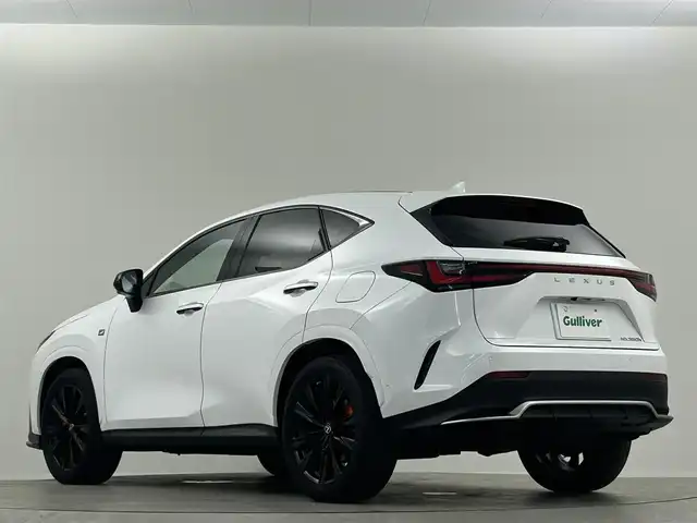 レクサス ＮＸ 350h Fスポーツ 埼玉県 2022(令4)年 3.8万km ホワイトノーヴァガラスフレーク サンルーフ　純正ナビ　全方位カメラ　デジタルインナーミラー置くだけ充電　１００Ｖ電源　温シート冷シート　オートハイビーム　ＢＳＭ HUD 前後ドライブレコーダー ビルトインETC2.0 パワーシート