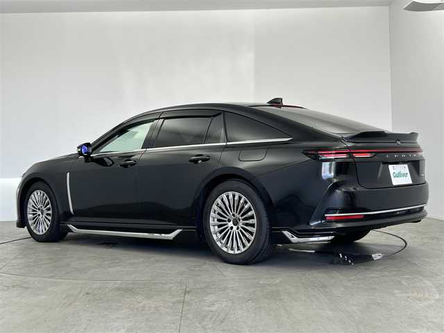 トヨタ クラウン Z 愛知県 2024(令6)年 1.8万km プレシャスブラックパール メーカーディスプレイオーディオPlus/　（ナビ/フルセグ/AM/FM/Bluetooth）/パノラマルーフ/モデリスタエアロ(F/S/R）/パノラミックビューモニター/バックカメラ/AC１００V/ビルトインETC2.0/トヨタセーフティーセンス/　・プリクラッシュセーフティ/　・レーダークルーズコントロール/　・レーントレーシングアシスト/　・ロードサインアシスト/　・プロアクティブドライビングアシスト/トヨタチームメイト/　・アドバンスドドライブ/　・アドバンスドパーク/デジタルインナーミラー/レザーシート/シートヒーター（D/N/後）/ベンチレーション（D/N）/ハンドルヒーター/置くだけ充電/電動リアゲート/純正19インチアルミホイール/スマートキー×２/保証書