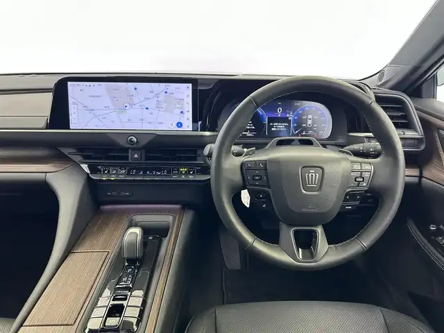 トヨタ クラウン Z 愛知県 2024(令6)年 1.8万km プレシャスブラックパール メーカーディスプレイオーディオPlus/　（ナビ/フルセグ/AM/FM/Bluetooth）/パノラマルーフ/モデリスタエアロ(F/S/R）/パノラミックビューモニター/バックカメラ/AC１００V/ビルトインETC2.0/トヨタセーフティーセンス/　・プリクラッシュセーフティ/　・レーダークルーズコントロール/　・レーントレーシングアシスト/　・ロードサインアシスト/　・プロアクティブドライビングアシスト/トヨタチームメイト/　・アドバンスドドライブ/　・アドバンスドパーク/デジタルインナーミラー/レザーシート/シートヒーター（D/N/後）/ベンチレーション（D/N）/ハンドルヒーター/置くだけ充電/電動リアゲート/純正19インチアルミホイール/スマートキー×２/保証書