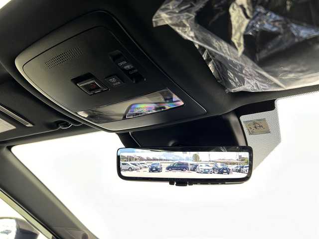 トヨタ クラウン Z 愛知県 2024(令6)年 1.8万km プレシャスブラックパール メーカーディスプレイオーディオPlus/　（ナビ/フルセグ/AM/FM/Bluetooth）/パノラマルーフ/モデリスタエアロ(F/S/R）/パノラミックビューモニター/バックカメラ/AC１００V/ビルトインETC2.0/トヨタセーフティーセンス/　・プリクラッシュセーフティ/　・レーダークルーズコントロール/　・レーントレーシングアシスト/　・ロードサインアシスト/　・プロアクティブドライビングアシスト/トヨタチームメイト/　・アドバンスドドライブ/　・アドバンスドパーク/デジタルインナーミラー/レザーシート/シートヒーター（D/N/後）/ベンチレーション（D/N）/ハンドルヒーター/置くだけ充電/電動リアゲート/純正19インチアルミホイール/スマートキー×２/保証書