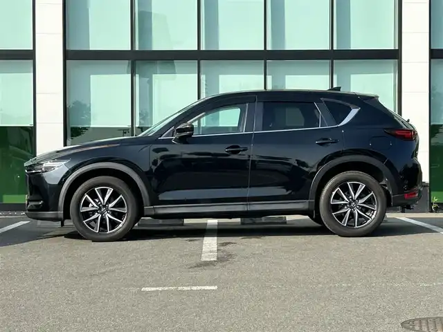 マツダ ＣＸ－５ XD プロアクティブ 和歌山県 2019(平31)年 4.9万km ジェットブラックマイカ 純正8インチナビ/フルセグTV/バックカメラ/（BT/CD/DVD）/衝突軽減ブレーキ/ブラインドスポットモニター/ヘッドアップディスプレイ/レーダークルーズコントロール/レーンキープアシスト/パーキングセンサー/パワーバックドア/純正フロアマット/純正19インチアルミホイール/社外ラバーマット/LEDヘッドライト/フォグランプ/オートライト/オートマチックハイビーム