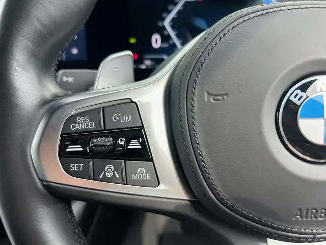 ＢＭＷ ３２０ｄ xDrive ツーリング Mスポーツ 石川県 2023(令5)年 3万km 白 4WD/BMWパーソナルアシスタント/コンフォートアクセス/純正メモリナビ/バックカメラ/AppleCarPlay/Bluetooth/USB/アダプティブクルーズコントロール/クリアランスソナー/ヘッドアップディスプレイ/パドルシフト/電動格納ミラー/オートライト/LEDヘッドライト/アンビエントライト/パワーシート/メモリーシート/ワイヤレスチャージャー/ミラー一体型ETC
