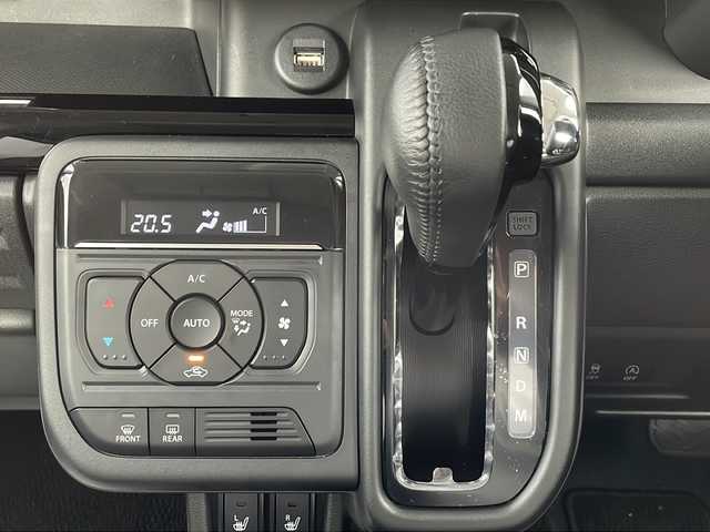 スズキ スペーシア カスタム HYBRID XS ターボ 長野県 2023(令5)年 0.6万km ピュアホワイトP 純正9インチメモリナビ/AppleCarPlay対応/Bluetooth Audio/フルセグテレビ/全方位カメラ・バックカメラ/レーダークルーズコントロール/純正15インチアルミホイール/両側パワースライドドア/ヘッドアップディスプレイ/前後コーナーセンサー/衝突被害軽減ブレーキ/ステアリングヒーター/ハーフレザーシート/前席シートヒーター/アイドリングストップ/ステアリングスイッチ/パドルシフト/LEDヘッドライト/オートハイビーム/オートライト/フォグランプ/純正フロアマット/プッシュスタート/スマートキー/スペアキー/取扱説明書/保証書