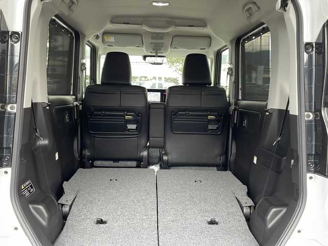 スズキ スペーシア カスタム HYBRID XS ターボ 長野県 2023(令5)年 0.6万km ピュアホワイトP 純正9インチメモリナビ/AppleCarPlay対応/Bluetooth Audio/フルセグテレビ/全方位カメラ・バックカメラ/レーダークルーズコントロール/純正15インチアルミホイール/両側パワースライドドア/ヘッドアップディスプレイ/前後コーナーセンサー/衝突被害軽減ブレーキ/ステアリングヒーター/ハーフレザーシート/前席シートヒーター/アイドリングストップ/ステアリングスイッチ/パドルシフト/LEDヘッドライト/オートハイビーム/オートライト/フォグランプ/純正フロアマット/プッシュスタート/スマートキー/スペアキー/取扱説明書/保証書