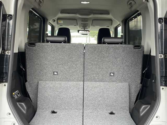 スズキ スペーシア カスタム HYBRID XS ターボ 長野県 2023(令5)年 0.6万km ピュアホワイトP 純正9インチメモリナビ/AppleCarPlay対応/Bluetooth Audio/フルセグテレビ/全方位カメラ・バックカメラ/レーダークルーズコントロール/純正15インチアルミホイール/両側パワースライドドア/ヘッドアップディスプレイ/前後コーナーセンサー/衝突被害軽減ブレーキ/ステアリングヒーター/ハーフレザーシート/前席シートヒーター/アイドリングストップ/ステアリングスイッチ/パドルシフト/LEDヘッドライト/オートハイビーム/オートライト/フォグランプ/純正フロアマット/プッシュスタート/スマートキー/スペアキー/取扱説明書/保証書