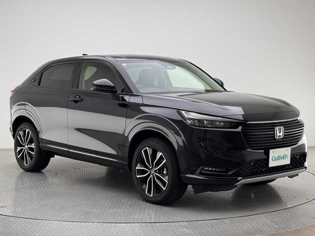 ホンダ ヴェゼル ハイブリッド e:HEV Z 兵庫県 2021(令3)年 3.4万km クリスタルブラックパール 純正SDナビ/フルセグ CD DVD BT MSV/バックカメラ/レーダークルーズコントロール/LKA/衝突軽減ブレーキ/BSI/コーナーセンサー/ハーフレザーシート/シートヒーター/ステアリングヒーター/ハンズフリーパワーバックドア/LEDヘッドライト/LEDフォグライト/オートライト/ETC/純正18インチアルミホイール/スマートキー