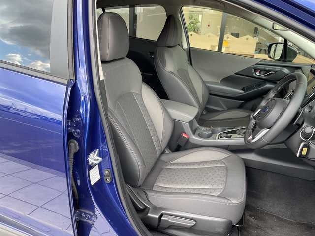 スバル クロストレック ツーリング 愛知県 2023(令5)年 0.8万km 青 純正12型ディズプレイオーディオナビ/全方位カメラ/レーダークルーズコントロール/バックカメラ/コーナーセンサー/LEDヘッドライト/パドルシフト/オートライト/ドライブレコーダー/ETC/衝突軽減システム/フルセグ/Bluetooth/ステアリングスイッチ/スマートキー/プッシュスタート