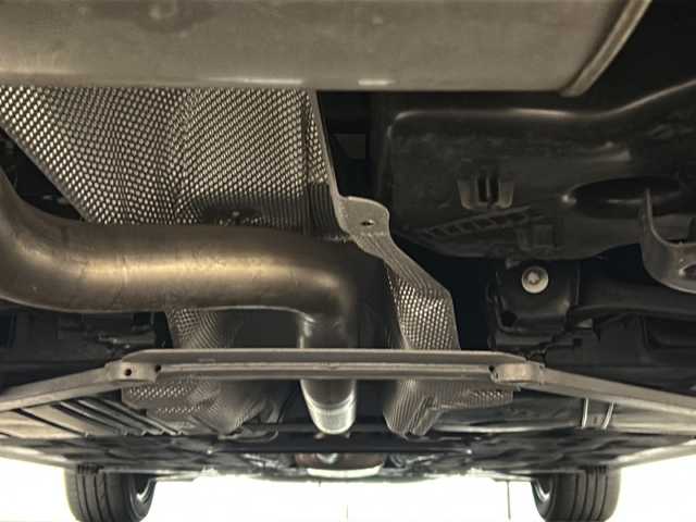 ＢＭＷ １１８ｄ プレイ エディションジョイ+ 新潟県 2020(令2)年 2.2万km サファイアブラックP オプション/コンフォート・パッケージ/-BMW Individual アルミニウムライン/-オートマチックテールゲートオペレーション/-アクティブクルーズコントロール/-イルミネーテッドベルリンインテリアトリム/iDriveナビゲーションパッケージ/-BMWライブコックピット/(マルチディスプレイメーターパネル、HDDナビゲーション)/-インテリジェントパーソナルアシスタント(AI音声会話システム)/-ITSスポット対応DSRC車載器(ルームミラー内蔵ETC)/-BMWコネクテッドドライブプロフェッショナル/ストレージパッケージ/-ストレージコンパートメントパッケージ/(シートバック収納、Type-C USB〔センター・コンソール、リヤ〕、/照明付リング〔センター・コンソール〕)/-ラゲージコンパートメントパッケージ（ストラップ、アディショナルラゲージコンパートメントライト〔左側〕、積載量アップ機能〔リヤ・シート〕)/-ラゲージコンパートメントネット/主要装備/衝突被害軽減ブレーキ/レーンキープアシスト/ブラインドスポットアシスト/純正16インチアルミホイール/LEDヘッドライト/バックカメラ/スマートキー