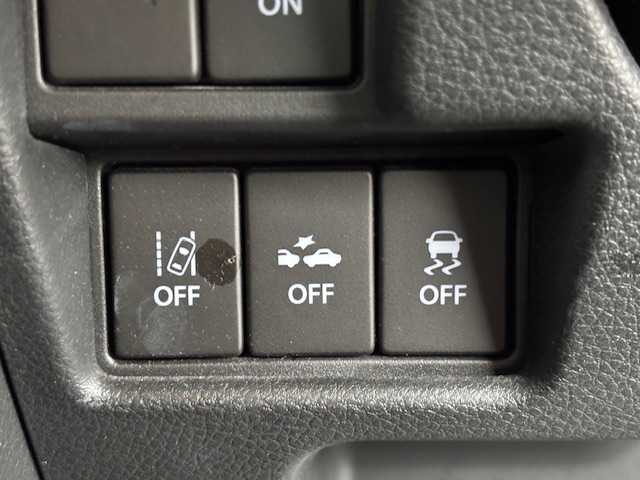 スズキ スペーシア カスタム HYBRID GS 宮城県 2020(令2)年 3万km ピュアホワイトP 登録時走行距離２９７１７ｋｍ/片側パワースライドドア/デュアルセンサーブレーキサポート/純正ナビ/・フルセグ/・Bluetooth/・AUX/・CD/DVD/・FM/AM/ETC/クリアランスソナー/レーンキープアシスト/アイドリングストップ/横滑り防止機能/オートライト/ＬＥＤヘッドライト/シートヒーター/エンジンスターター/プッシュスタート/スマートキー/フォグランプ/ウインカーミラー/ドアバイザー/後席サンシェード/純正フロアマット