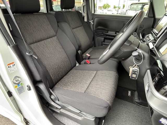 スズキ スペーシア カスタム HYBRID GS 宮城県 2020(令2)年 3万km ピュアホワイトP 登録時走行距離２９７１７ｋｍ/片側パワースライドドア/デュアルセンサーブレーキサポート/純正ナビ/・フルセグ/・Bluetooth/・AUX/・CD/DVD/・FM/AM/ETC/クリアランスソナー/レーンキープアシスト/アイドリングストップ/横滑り防止機能/オートライト/ＬＥＤヘッドライト/シートヒーター/エンジンスターター/プッシュスタート/スマートキー/フォグランプ/ウインカーミラー/ドアバイザー/後席サンシェード/純正フロアマット