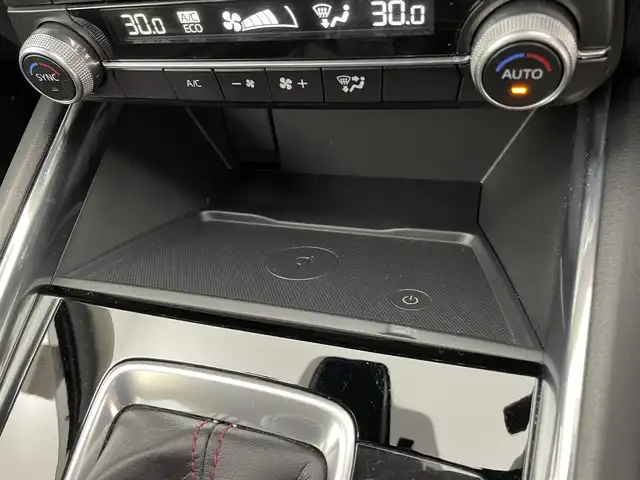 マツダ ＣＸ－５ XD ブラックトーンエディション 宮城県 2022(令4)年 3.7万km ソウルレッドクリスタルM 純正１０型ナビ　/全周囲カメラ　/クルージング＆トラフィックサポート　/パワーバックドア　/ＢＯＳＥサウンド　/ヘッドアップディスプレイ　/レーンキープアシスト/衝突軽減ブレーキ/パーキングセンサー/ＢＳＭ　/パワーシート /ETC /前後ドライブレコーダー/ワイヤレス充電/スマートフォン連携/シート/ステアリングヒーター /純正19インチAW/禁煙車