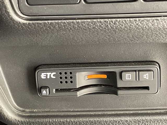 ホンダ オデッセイ ハイブリッド アブソルート・EXホンダセンジング 愛知県 2016(平28)年 5.5万km ホワイトオーキッドパール 純正ナビ/フリップダウンモニター/両側パワースライドドア/レーダークルーズコントロール/バックカメラ/パワーシート/純正アルミホイール/LEDヘッドライト/レーンキープアシスト/ドライブレコーダー/衝突軽減システム/フルセグ/CD DVD/Bluetooth/ステアリングスイッチ/スマートキー/プッシュスタート