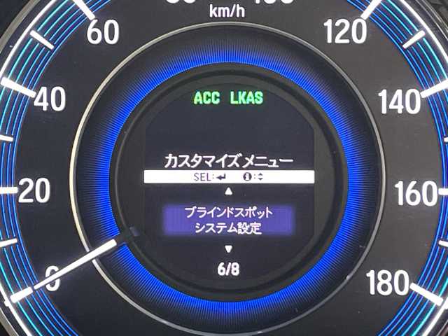 ホンダ オデッセイ ハイブリッド アブソルート・EXホンダセンジング 愛知県 2016(平28)年 5.5万km ホワイトオーキッドパール 純正ナビ/フリップダウンモニター/両側パワースライドドア/レーダークルーズコントロール/バックカメラ/パワーシート/純正アルミホイール/LEDヘッドライト/レーンキープアシスト/ドライブレコーダー/衝突軽減システム/フルセグ/CD DVD/Bluetooth/ステアリングスイッチ/スマートキー/プッシュスタート