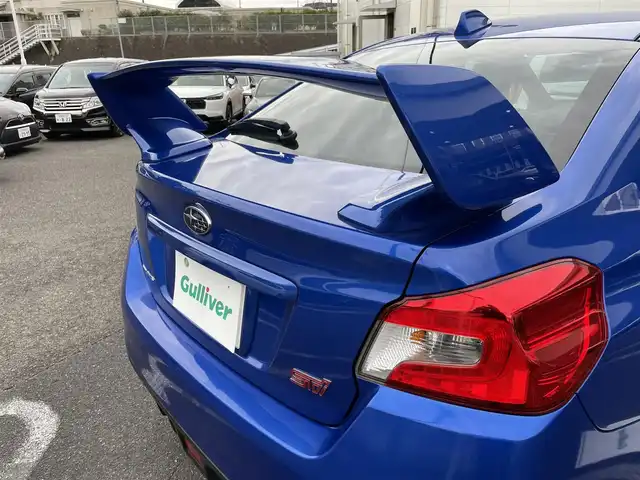 スバル ＷＲＸ ＳＴＩ STI タイプS 長崎県 2017(平29)年 8.2万km WRブルーパール 純正ナビ/フルセグＴＶ/６ＭＴ/ＥＴＣ/社外マフラー(BLITZ)/純正リアスポイラー/純正フロントリップスポイラー/純正レカロシート/ＢＳＭ/シートヒーター/スマートキー/プッシュスタート/純正STIアルミホイール
