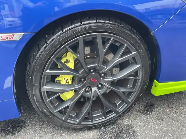 スバル ＷＲＸ ＳＴＩ STI タイプS 長崎県 2017(平29)年 8.2万km WRブルーパール 純正ナビ/フルセグＴＶ/６ＭＴ/ＥＴＣ/社外マフラー(BLITZ)/純正リアスポイラー/純正フロントリップスポイラー/純正レカロシート/ＢＳＭ/シートヒーター/スマートキー/プッシュスタート/純正STIアルミホイール