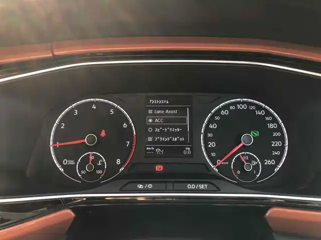 フォルクスワーゲン Ｔ－クロス TSI 1stプラス 福岡県 2020(令2)年 5万km ピュアホワイト 純正ナビ/　フルセグTV/CD/DVD/Bluetooth/バックカメラ/前後ドライブレコーダー/ACC（アダプティブクルーズコントロール）/エマージェンシーブレーキアシスト/パーキングアシスト/レーンキープアシスト/ブラインドスポットディテクション/パドルシフト/アイドリングストップ/ウィンカーミラー/純正フロアマット/ハーフレザーシート/プッシュスタート/ETC/LEDヘッドライト/置くだけ充電/ルーフレール/取扱説明書