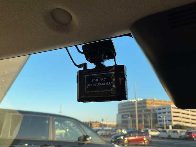 トヨタ ルーミー カスタムG 愛知県 2022(令4)年 1.9万km ブラックマイカメタリック 純正ナビ/両側パワースライドドア/レーダークルーズコントロール/シートヒーター/フルセグ/バックカメラ/純正アルミホイール/ＥＴＣ/ドライブレコーダー/ステアリングスイッチ/スマートキー/プッシュスタート