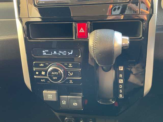 トヨタ ルーミー カスタムG 愛知県 2022(令4)年 1.9万km ブラックマイカメタリック 純正ナビ/両側パワースライドドア/レーダークルーズコントロール/シートヒーター/フルセグ/バックカメラ/純正アルミホイール/ＥＴＣ/ドライブレコーダー/ステアリングスイッチ/スマートキー/プッシュスタート