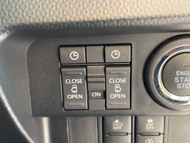 トヨタ ルーミー カスタムG 愛知県 2022(令4)年 1.9万km ブラックマイカメタリック 純正ナビ/両側パワースライドドア/レーダークルーズコントロール/シートヒーター/フルセグ/バックカメラ/純正アルミホイール/ＥＴＣ/ドライブレコーダー/ステアリングスイッチ/スマートキー/プッシュスタート