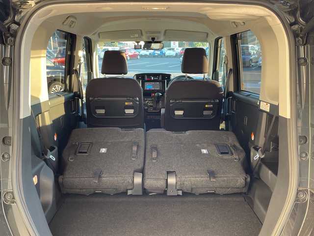 トヨタ ルーミー カスタムG 愛知県 2022(令4)年 1.9万km ブラックマイカメタリック 純正ナビ/両側パワースライドドア/レーダークルーズコントロール/シートヒーター/フルセグ/バックカメラ/純正アルミホイール/ＥＴＣ/ドライブレコーダー/ステアリングスイッチ/スマートキー/プッシュスタート