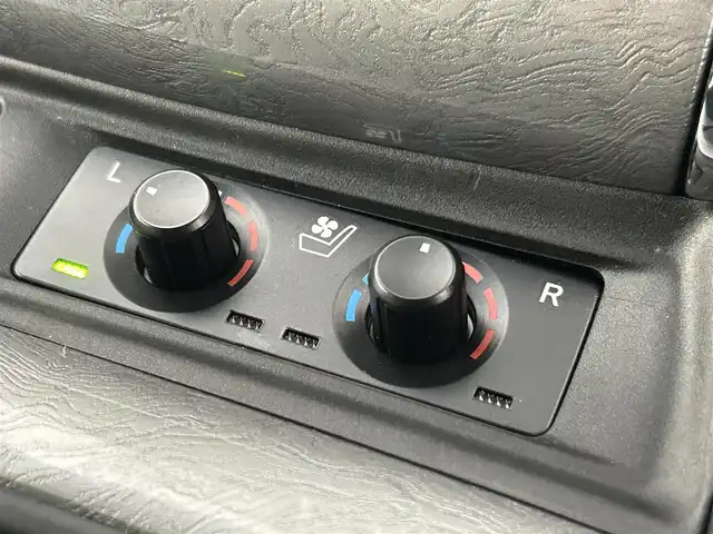 トヨタ アルファードハイブリット エグゼクティブ ラウンジ S 千葉県 2019(平31)年 1.4万km スパークリングブラックパールクリスタルシャイン 禁煙車/4WD/メーカーナビ/・型式510315/・CD/DVD/BT/BD/フルセグ/JBLサウンド/プリクラッシュセーフティ/レーントレーシングアシスト/クリアランスソナー/パーキングサポートブレーキ/レーダークルーズコントロール/両側パワースライドドア/パワーバックドア/レザーシート/前席パワーシート/１、２列目席シートヒーター/１、２列目席シートベンチレーション/純正フリップダウンモニター/デジタルインナールームミラー/全方位カメラ/ステアリングヒーター/LEDヘッドライト/オートハイビーム/フォグライト/AC100V1500W電源/スマートキー/クリアランスソナー/ビルトインETC2.0