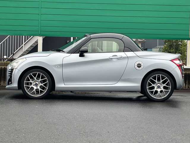 ダイハツ コペン ローブ 茨城県 2015(平27)年 3万km ブライトシルバーメタリック 社外SDナビ(Bluetooth/CD/DVD/フルセグTV)/ETC/横滑り防止装置/LEDオートライト/MTモード付AT/冷房AAC/アイドリングストップ/スマートキー/純正フロアマット/シートヒーター/レザーシート/社外16インチアルミホイール