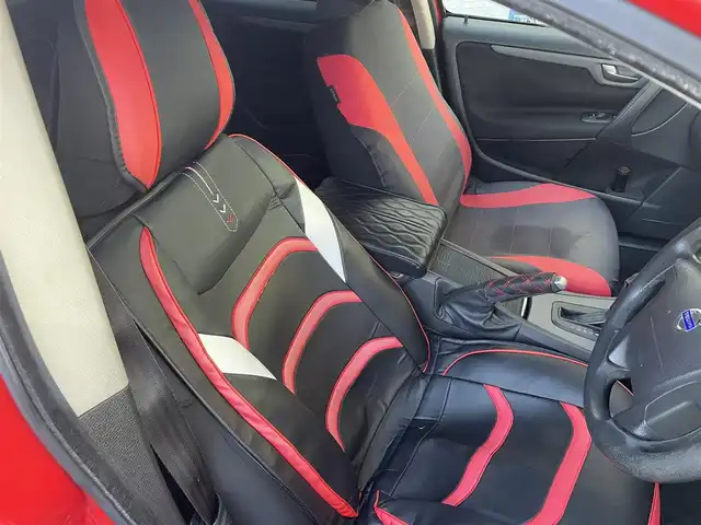 ボルボ Ｖ７０ 兵庫県 2006(平18)年 12.6万km ルビーレッドパール 社外ポータブルナビ・ワンセグ/純正オーディオ・CD・FM・AM/ETC/バックカメラ/シートヒーター/リモコンキー×1/ウィンターモード/社外フロアマット