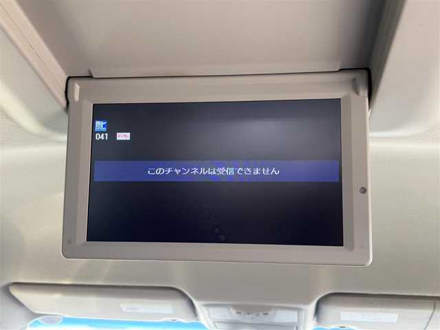日産 エルグランド ライダー 大阪府 2018(平30)年 6.9万km ブリリアントホワイトパール ・純正ナビ(CD.DVD.BT)/・フルセグテレビ/・全周囲カメラ/・コーナーセンサー/・フリップダウンモニター/・両側パワースライドドア/・ETC/・AC100V/・ハーフレザーシート/・ロールシェード/・純正ホイール