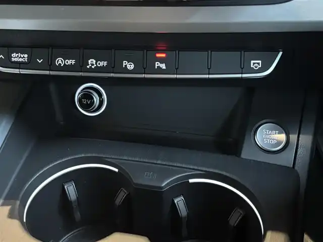 アウディ Ａ５ SB2．0TFSI Q スポーツ 宮城県 2018(平30)年 4.3万km 白 純正ナビ/全周囲カメラ/フルセグTV/CD/DVD再生/ハーフレザー(黒)/シートヒーター/パワーシート/アイドリングストップ/ACC/レーンキープアシスト/ブラインドスポット/ETC/マトリクスLEDヘッドライト/ステアリングスイッチ/パドルシフト/レインセンサー/バーチャルコックピット/電動パーキング/オートホールド/前後ドラレコ/パワーバックドア/純正19インチAW