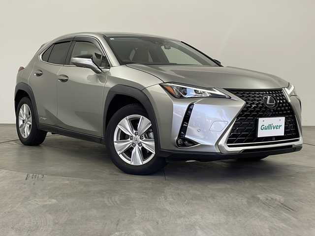 レクサス ＵＸ 250h バージョンC 兵庫県 2020(令2)年 4.4万km ソニックチタニウム ・純正ナビ＆TV＆BT＆CD＆DVD＆USB＆AUX/・全方位カメラ/・LEXUSsafety/・レーダークルーズコントロール/・BSM/・ビルトインETC2.0/・前後ドライブレコーダー/・革シート/・パワーシート/・シートヒーター/・メモリーシート/・ステアリングヒーター/・パドルシフト/・LEDオートライト/・フォグランプ/・オートマチックハイビーム/・純正17インチAW/・純正フロアマット/・防眩ミラー/・スペアキー