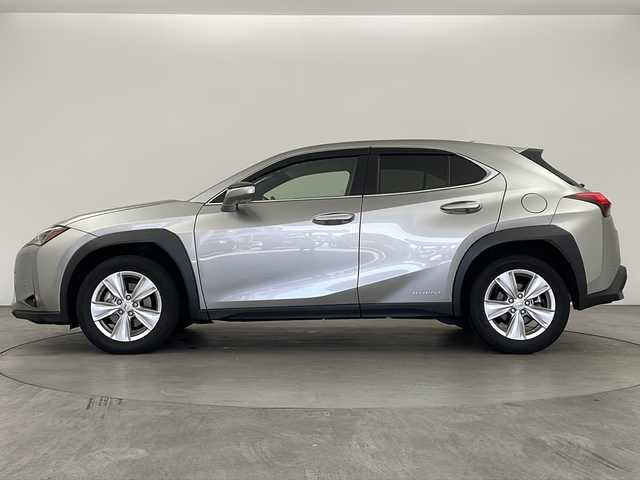 レクサス ＵＸ 250h バージョンC 兵庫県 2020(令2)年 4.4万km ソニックチタニウム ・純正ナビ＆TV＆BT＆CD＆DVD＆USB＆AUX/・全方位カメラ/・LEXUSsafety/・レーダークルーズコントロール/・BSM/・ビルトインETC2.0/・前後ドライブレコーダー/・革シート/・パワーシート/・シートヒーター/・メモリーシート/・ステアリングヒーター/・パドルシフト/・LEDオートライト/・フォグランプ/・オートマチックハイビーム/・純正17インチAW/・純正フロアマット/・防眩ミラー/・スペアキー