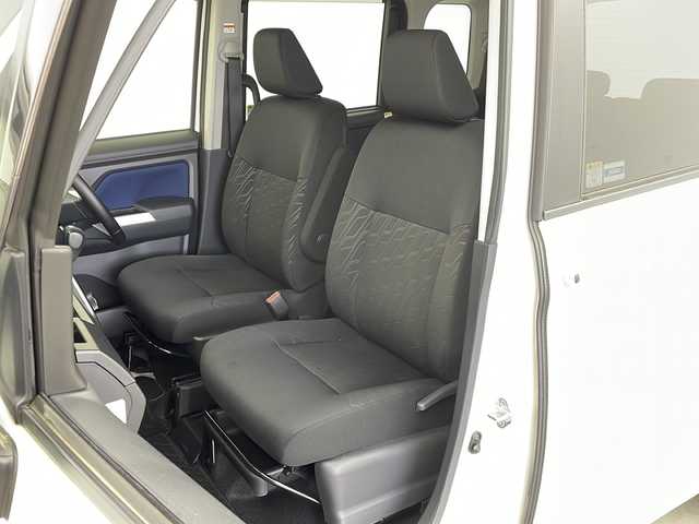 トヨタ タンク カスタムG－T 新潟県 2016(平28)年 3.4万km パールホワイトⅢ 純正メモリナビ(NSZT-W66T)/バックカメラ/フルセグTV/両側パワースライドドア/衝突軽減ブレーキ/LEDヘッドライト/クルーズコントロール/ドライブレコーダー(TZ2-002)/ターボ/保証書/取扱説明書