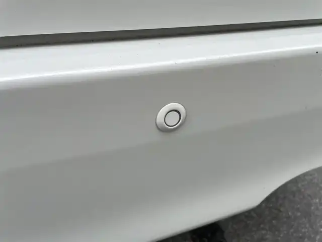 トヨタ ヴェルファイア 2．4Z ゴールデンアイズⅡ 福島県 2014(平26)年 12.2万km ホワイトパールクリスタルシャイン (株)IDOMが運営する【じしゃロンいわき店】の自社ローン専用車両になります。こちらは現金またはオートローンご利用時の価格です。自社ローンご希望の方は別途その旨お申付け下さい/登録時走行距離121761km/ALPINE社外ナビゲーション/型番：EX1000/フリップダウンモニター /バックカメラ/プッシュスタート/スマートキー/両側パワースライドドア/パワーバックドア/純正サイドバイザー/純正フロアマット/１２V電源/クルーズコントロール/純正アルミホイール