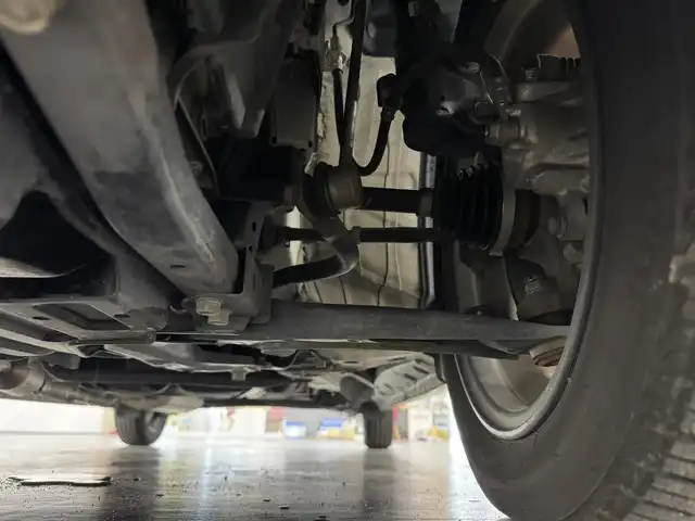 ホンダ Ｎ ＷＧＮ カスタム G SSパッケージ 三重県 2017(平29)年 4.6万km プレミアムホワイトパールⅡ ガソリン/FF/インパネCVT/純正 7インチナビ VXM-174VFXi/（CD/DVD/FM/AM/TV/iPod/SD/USB/Bluetooth/TI/VTR/AUX）/バックカメラ/ドライブレコーダー 前方/ビルトイン ETC/安全/・近距離衝突軽減ブレーキ［CTBA］/・VSA（ABS＋TCS＋横すべり抑制）/・SRS サイド＆カーテンエアバッグ/装備/・オートエアコン/・オートライト/・キセノンヘッドライト/・LEDフロントフォグランプ/・USBジャック（充電用x2、入力対応x1）/・電動格納ドアミラー（ウインカー付）/・純正 14inAW/・スマートキーx2/・保/取/ナビ取/など