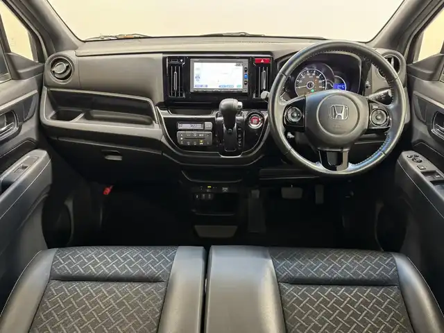 ホンダ Ｎ ＷＧＮ カスタム G SSパッケージ 三重県 2017(平29)年 4.6万km プレミアムホワイトパールⅡ ガソリン/FF/インパネCVT/純正 7インチナビ VXM-174VFXi/（CD/DVD/FM/AM/TV/iPod/SD/USB/Bluetooth/TI/VTR/AUX）/バックカメラ/ドライブレコーダー 前方/ビルトイン ETC/安全/・近距離衝突軽減ブレーキ［CTBA］/・VSA（ABS＋TCS＋横すべり抑制）/・SRS サイド＆カーテンエアバッグ/装備/・オートエアコン/・オートライト/・キセノンヘッドライト/・LEDフロントフォグランプ/・USBジャック（充電用x2、入力対応x1）/・電動格納ドアミラー（ウインカー付）/・純正 14inAW/・スマートキーx2/・保/取/ナビ取/など