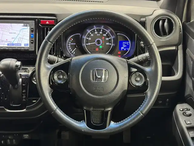 ホンダ Ｎ ＷＧＮ カスタム G SSパッケージ 三重県 2017(平29)年 4.6万km プレミアムホワイトパールⅡ ガソリン/FF/インパネCVT/純正 7インチナビ VXM-174VFXi/（CD/DVD/FM/AM/TV/iPod/SD/USB/Bluetooth/TI/VTR/AUX）/バックカメラ/ドライブレコーダー 前方/ビルトイン ETC/安全/・近距離衝突軽減ブレーキ［CTBA］/・VSA（ABS＋TCS＋横すべり抑制）/・SRS サイド＆カーテンエアバッグ/装備/・オートエアコン/・オートライト/・キセノンヘッドライト/・LEDフロントフォグランプ/・USBジャック（充電用x2、入力対応x1）/・電動格納ドアミラー（ウインカー付）/・純正 14inAW/・スマートキーx2/・保/取/ナビ取/など