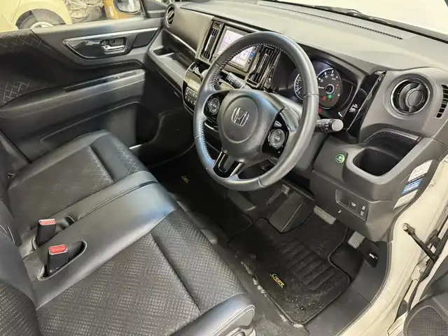 ホンダ Ｎ ＷＧＮ カスタム G SSパッケージ 三重県 2017(平29)年 4.6万km プレミアムホワイトパールⅡ ガソリン/FF/インパネCVT/純正 7インチナビ VXM-174VFXi/（CD/DVD/FM/AM/TV/iPod/SD/USB/Bluetooth/TI/VTR/AUX）/バックカメラ/ドライブレコーダー 前方/ビルトイン ETC/安全/・近距離衝突軽減ブレーキ［CTBA］/・VSA（ABS＋TCS＋横すべり抑制）/・SRS サイド＆カーテンエアバッグ/装備/・オートエアコン/・オートライト/・キセノンヘッドライト/・LEDフロントフォグランプ/・USBジャック（充電用x2、入力対応x1）/・電動格納ドアミラー（ウインカー付）/・純正 14inAW/・スマートキーx2/・保/取/ナビ取/など