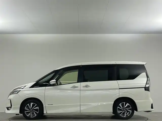日産 セレナ ハイウェイスター 埼玉県 2020(令2)年 5.4万km パール 純正９型ナビ　フルセグ　ＤＶＤ　ＨＤＭＩ　純正１１型フリップダウンモニター　アラウンドビューモニター　　両側電動スライドドア　ナビ連動ドライブレコーダー　フロントスポイラー　ＬＥＤヘッドライト　ＥＴＣ