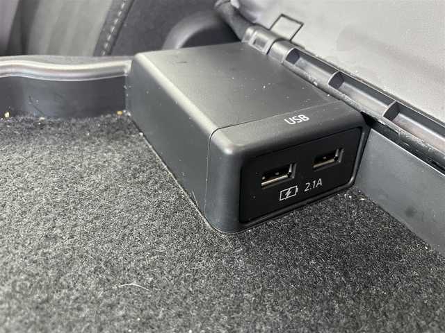 マツダ マツダ６セダン XD プロアクティブ 富山県 2020(令2)年 8.7万km ソウルレッドクリスタルM ４ＷＤ／/ワンオーナー／/メーカーナビ／/フルセグＴＶ／/Ｂｌｕｅｔｏｏｔｈ／/ＤＶＤ再生／/前席シートヒーター//運転席パワーシート//ステアリングヒーター//スマートキー／/レーダークルーズコントロール／/ＬＥＤオートライト／/後席充電ＵＳＢ２口／/夏タイヤ付純正１7インチＡＷ４本有／/ＥＴＣ/